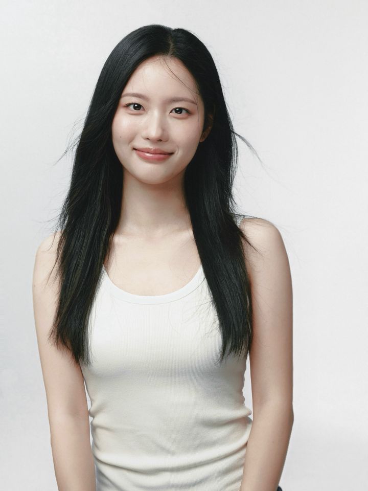 Han Hwa-yeon Thumbnail image