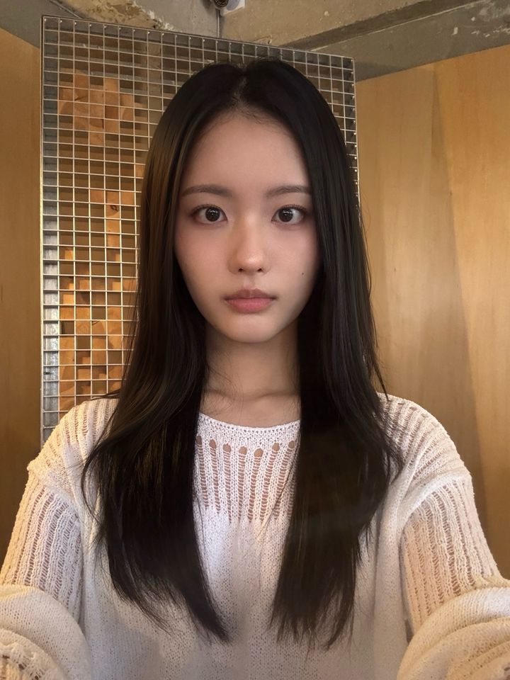 Han Hwa-yeon Thumbnail image