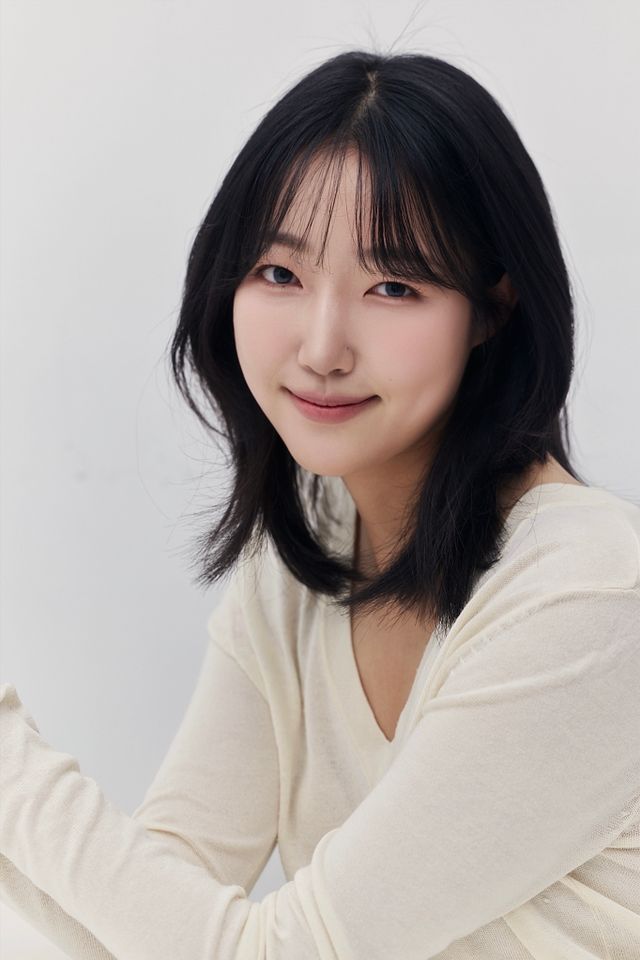 Park So-yeon Thumbnail image