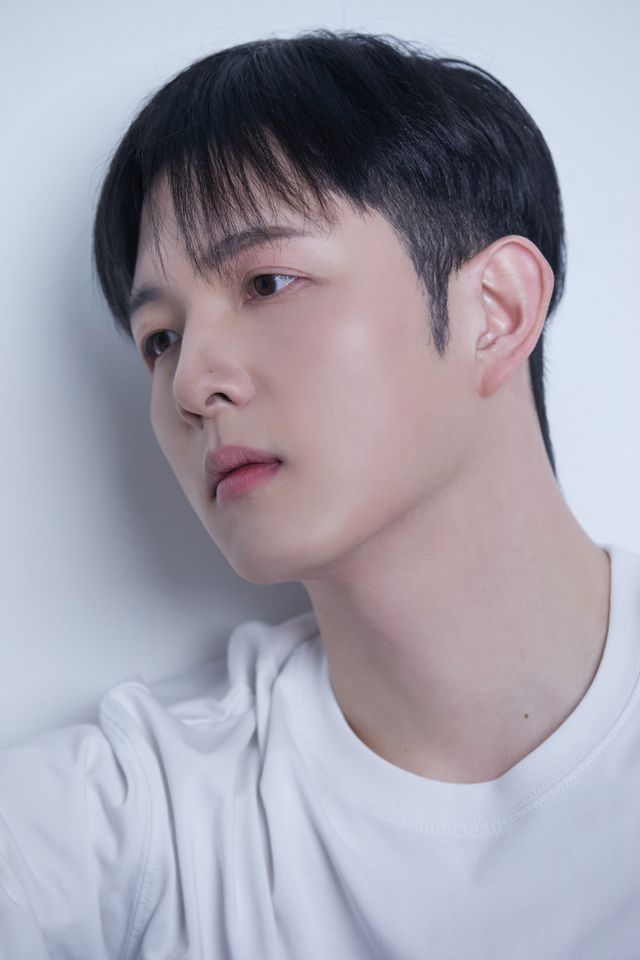 アン・ソンジュン サムネイル画像