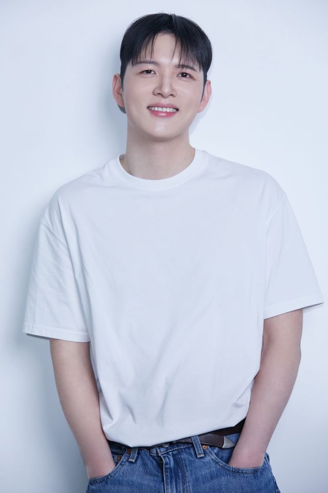 アン・ソンジュン サムネイル画像