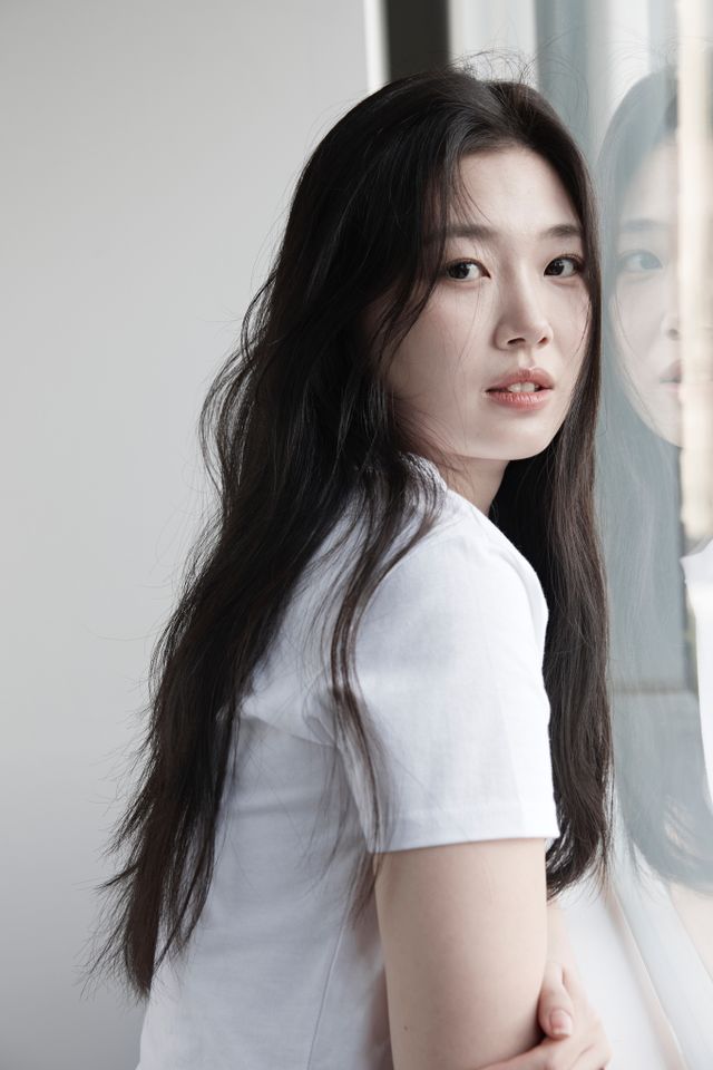 이슬기 サムネイル画像