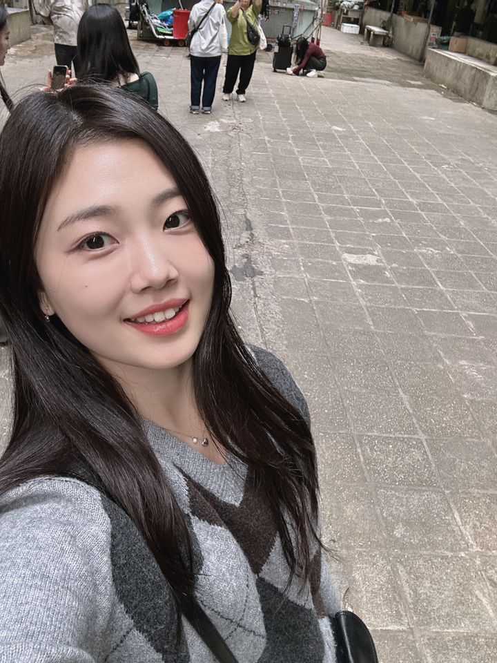 이슬기 サムネイル画像