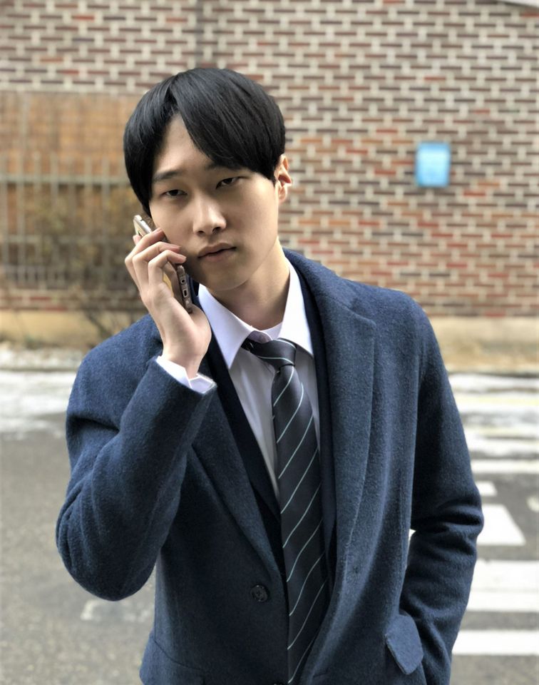 キム・ジェヒョン サムネイル画像