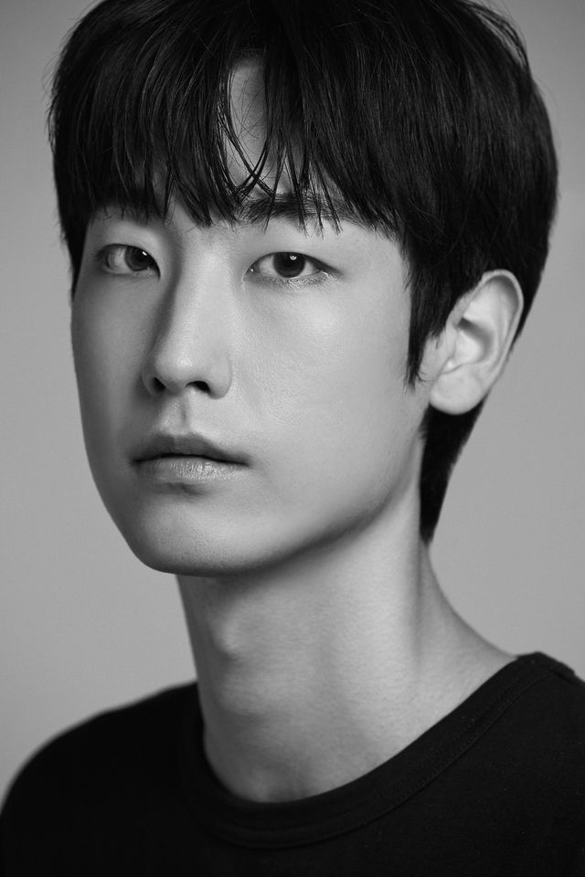 パク・ミンホ サムネイル画像