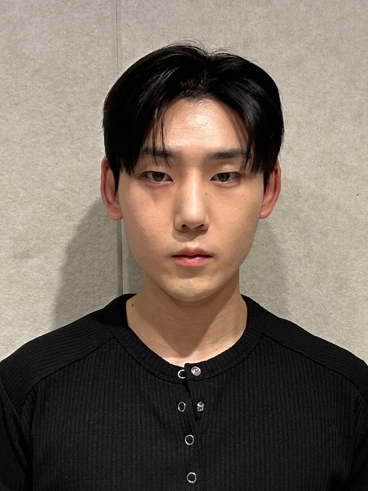 คิม ยองซัง ภาพขนาดย่อ