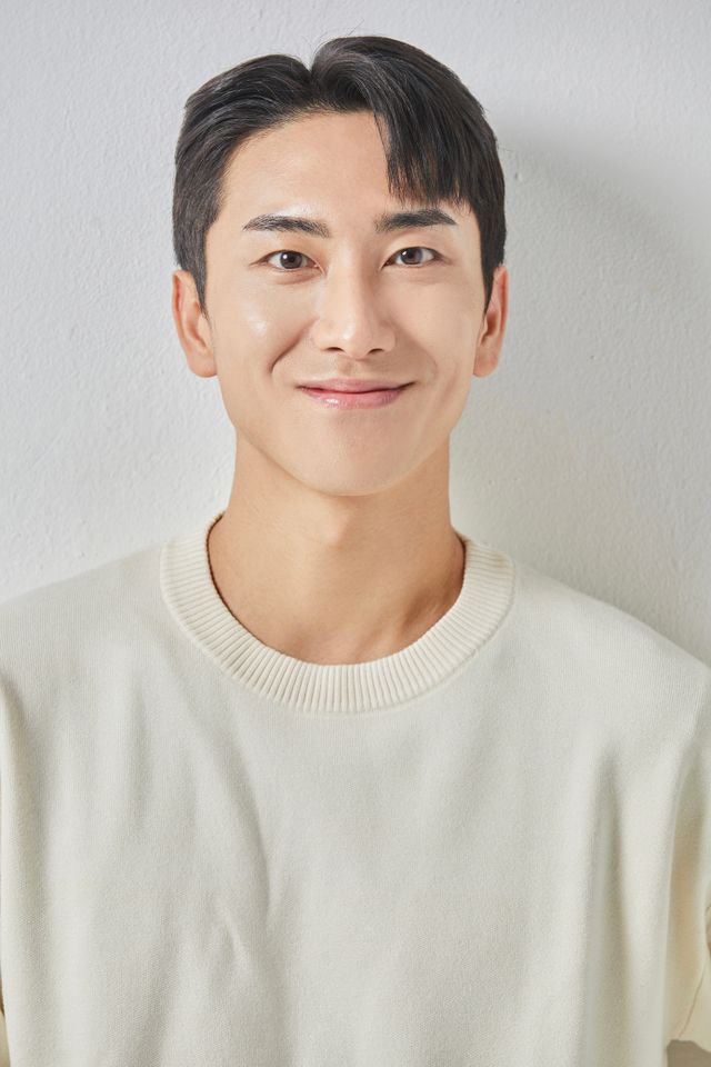 Yoo Dong-gu Thumbnail image