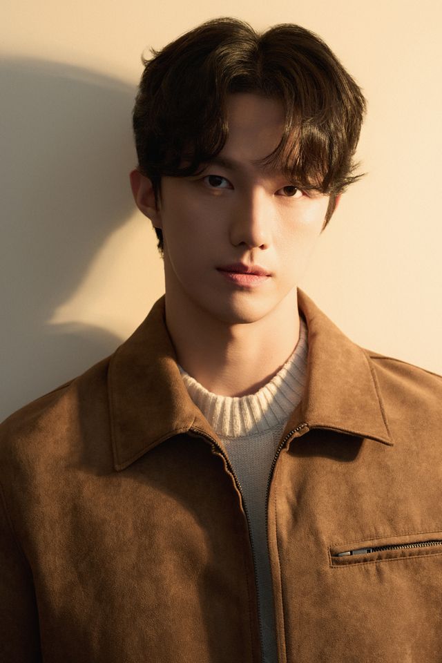 정율건 Thumbnail image