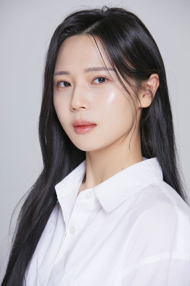 อีซองอา ภาพขนาดย่อ