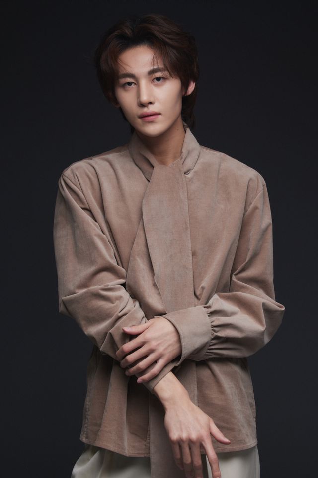 Choi Young-jin Thumbnail image