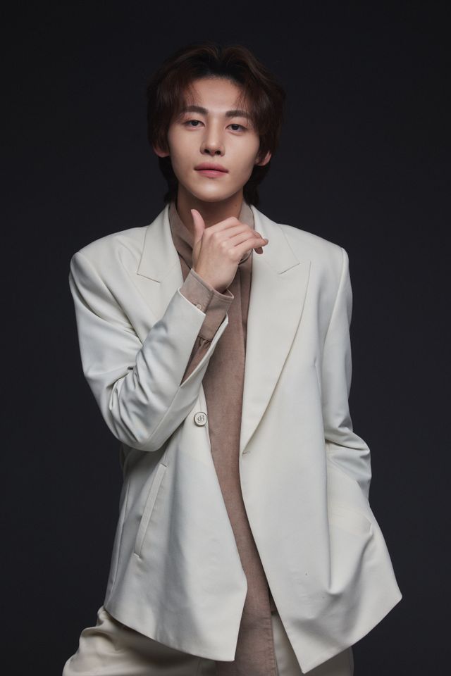 Choi Young-jin Thumbnail image