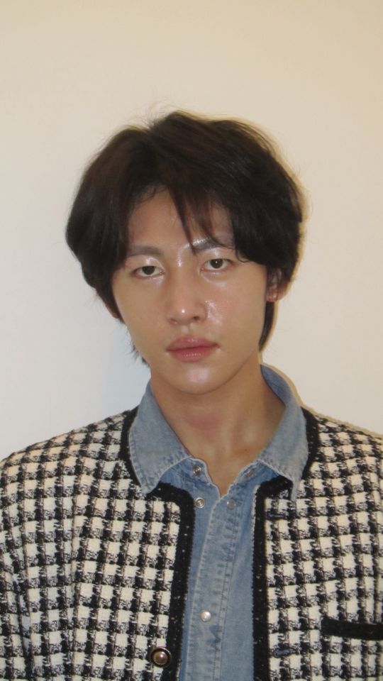 Choi Young-jin Thumbnail image