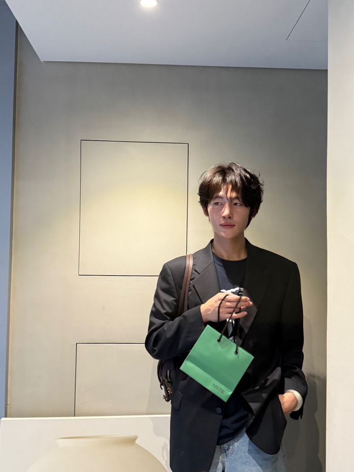 Choi Young-jin Thumbnail image