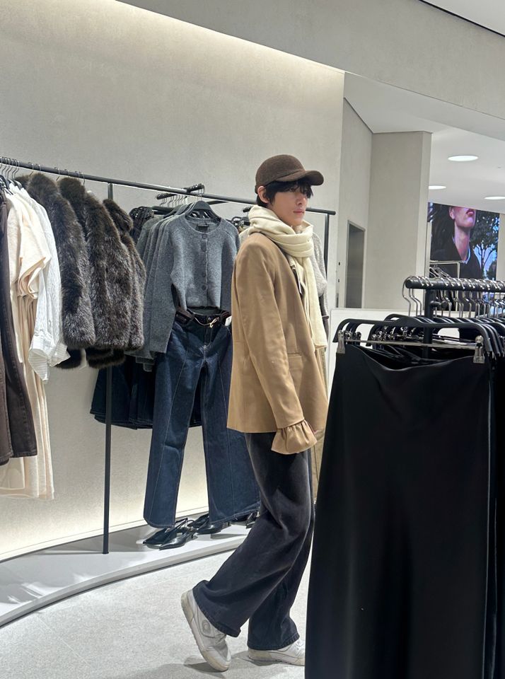 Choi Young-jin Thumbnail image