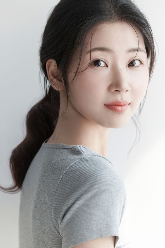 Jo Yoon-chae Ảnh thu nhỏ