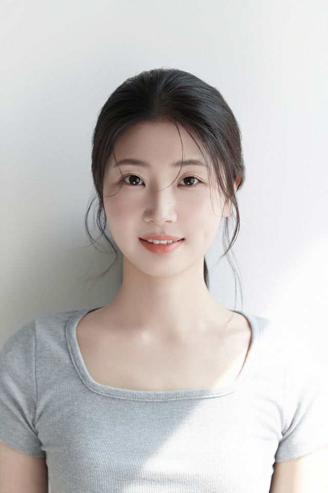 Jo Yoon-chae Ảnh thu nhỏ
