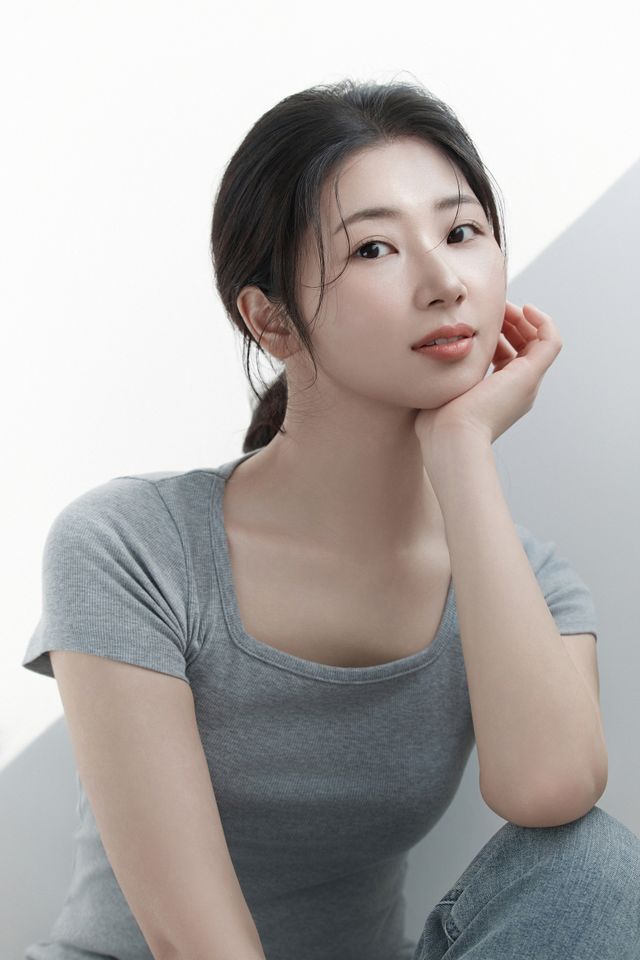 Jo Yoon-chae Ảnh thu nhỏ