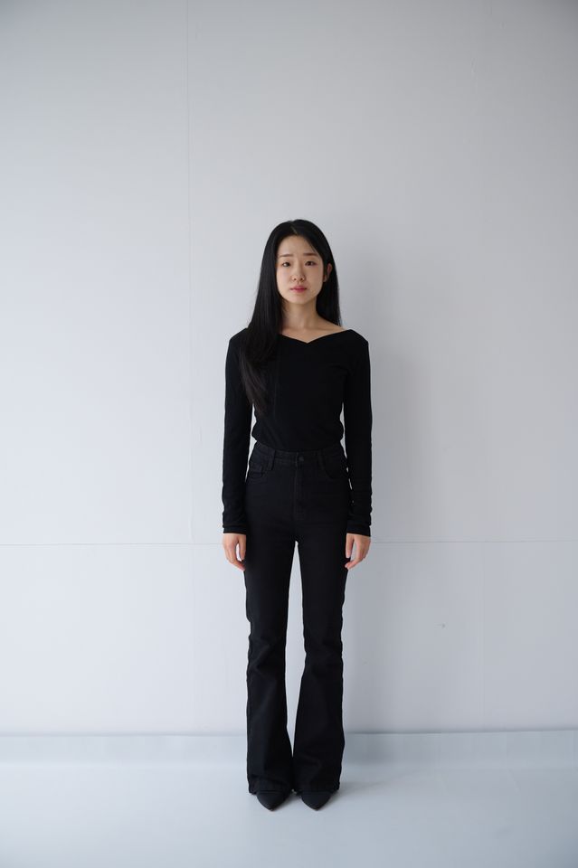 Seo Hyun-jin Thumbnail image