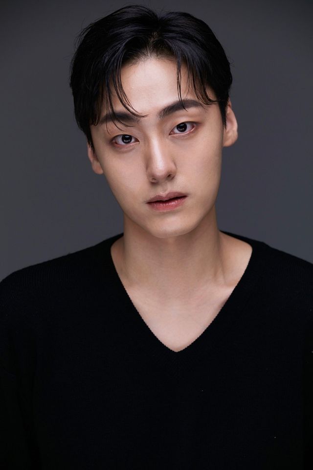 จอง ชิอู ภาพขนาดย่อ