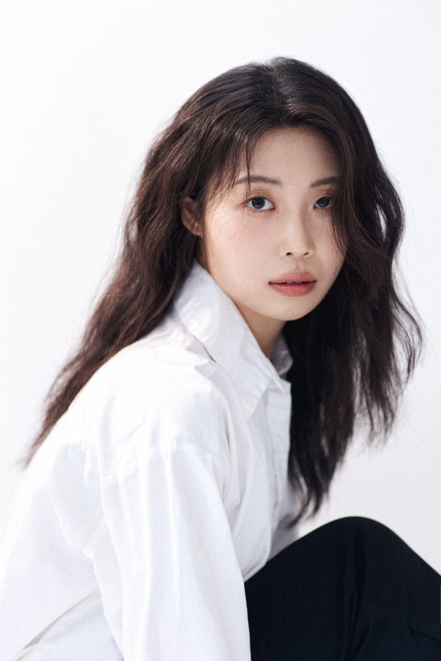 Lee Min-ji Thumbnail image