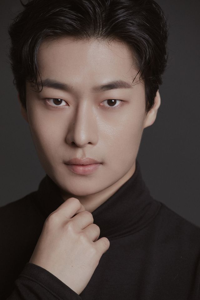 김효빈 Thumbnail image