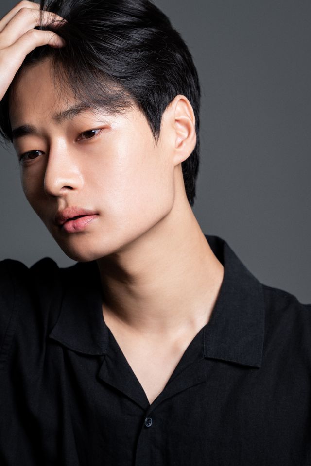 김효빈 Thumbnail image