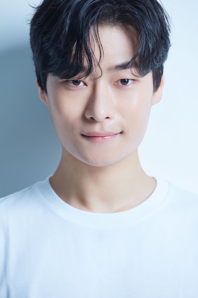 김효빈 Thumbnail image