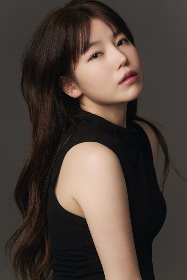 キム・ヒジュ サムネイル画像