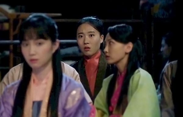 Yook Hyun-kyung Ảnh thu nhỏ