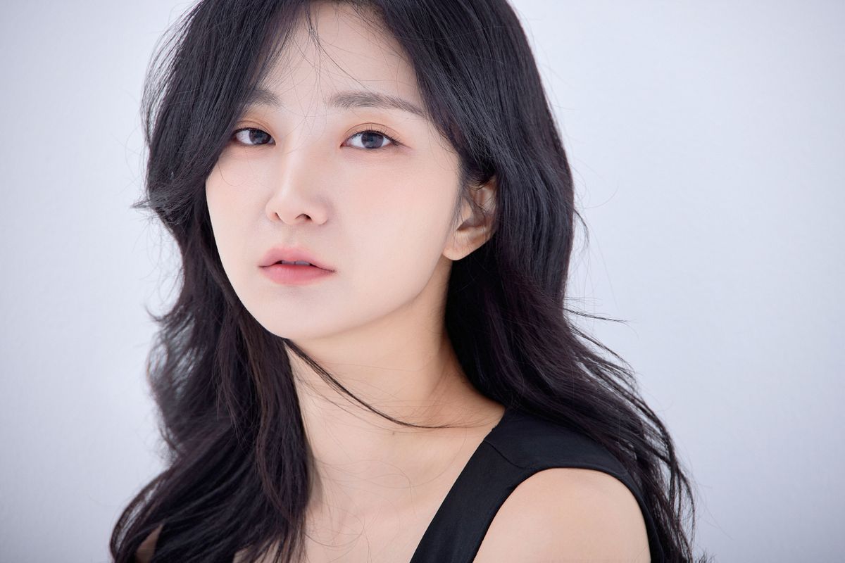 김새롬 썸네일 이미지