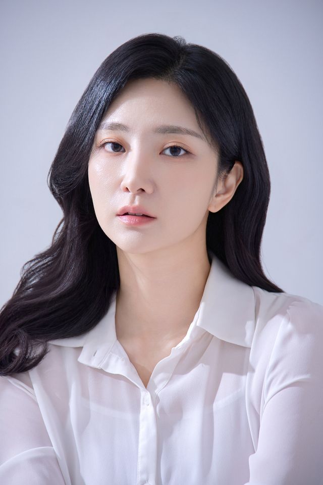 김새롬 썸네일 이미지