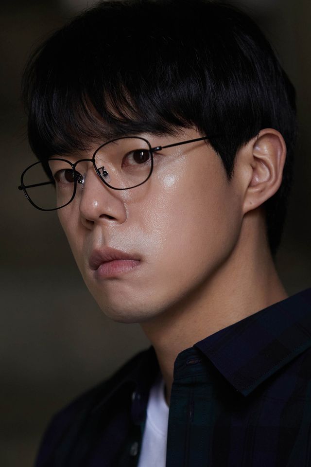 Kim Min-dong Thumbnail image