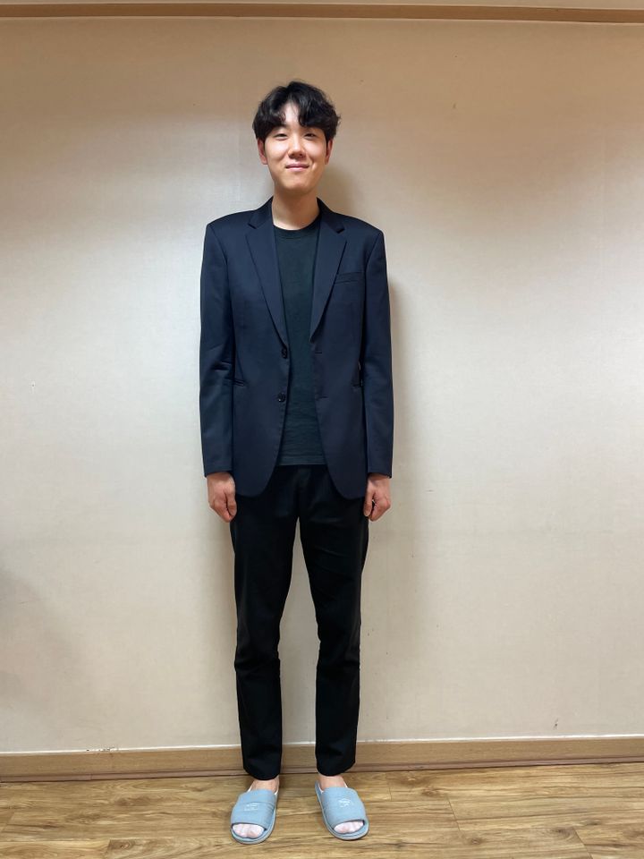 キム・テオン サムネイル画像