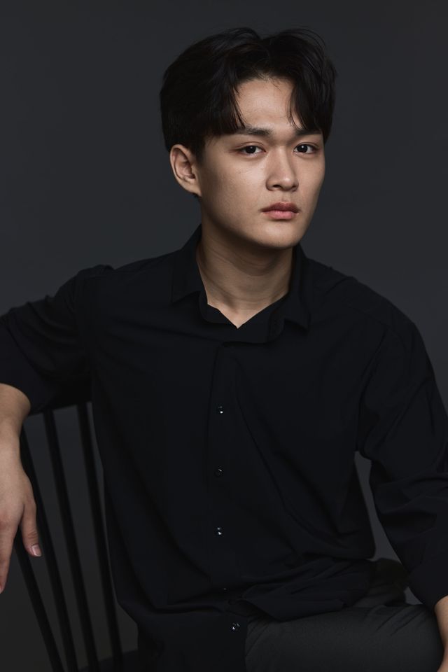 Lee Seong-wook Thumbnail image