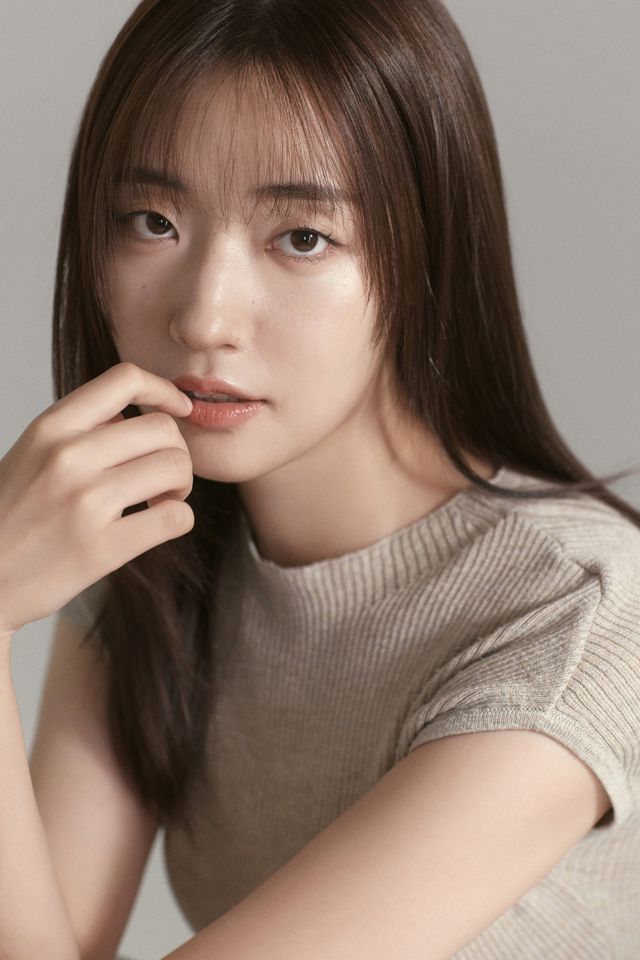 Choi Hoon-jung Ảnh thu nhỏ