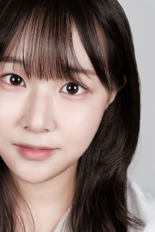 キム・セビン サムネイル画像