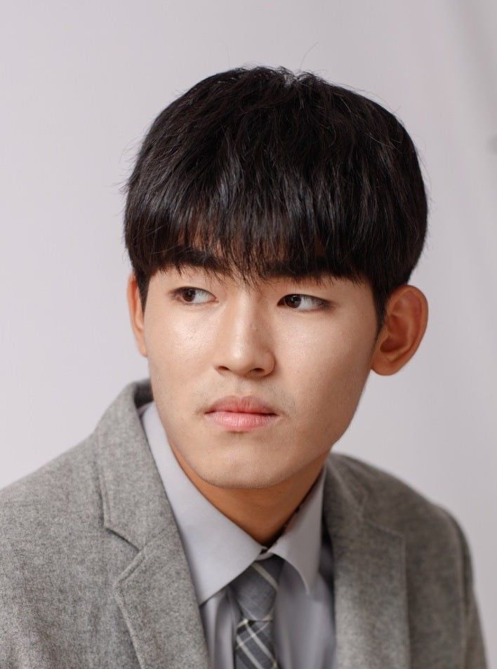 คิม ยองมิน ภาพขนาดย่อ