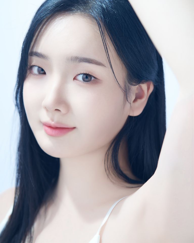 표혜빈 썸네일 이미지