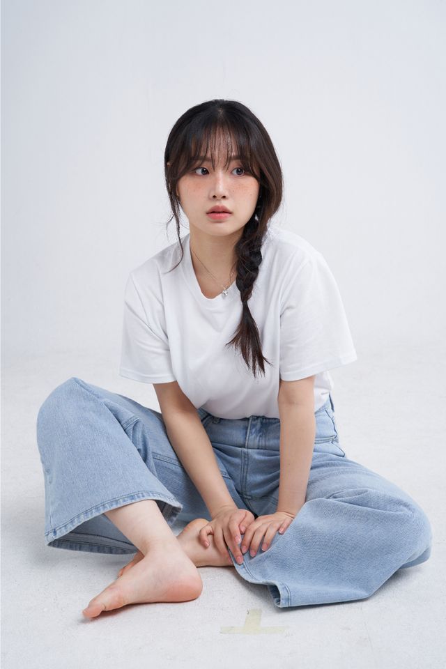 Kim Yeon-ji Thumbnail image