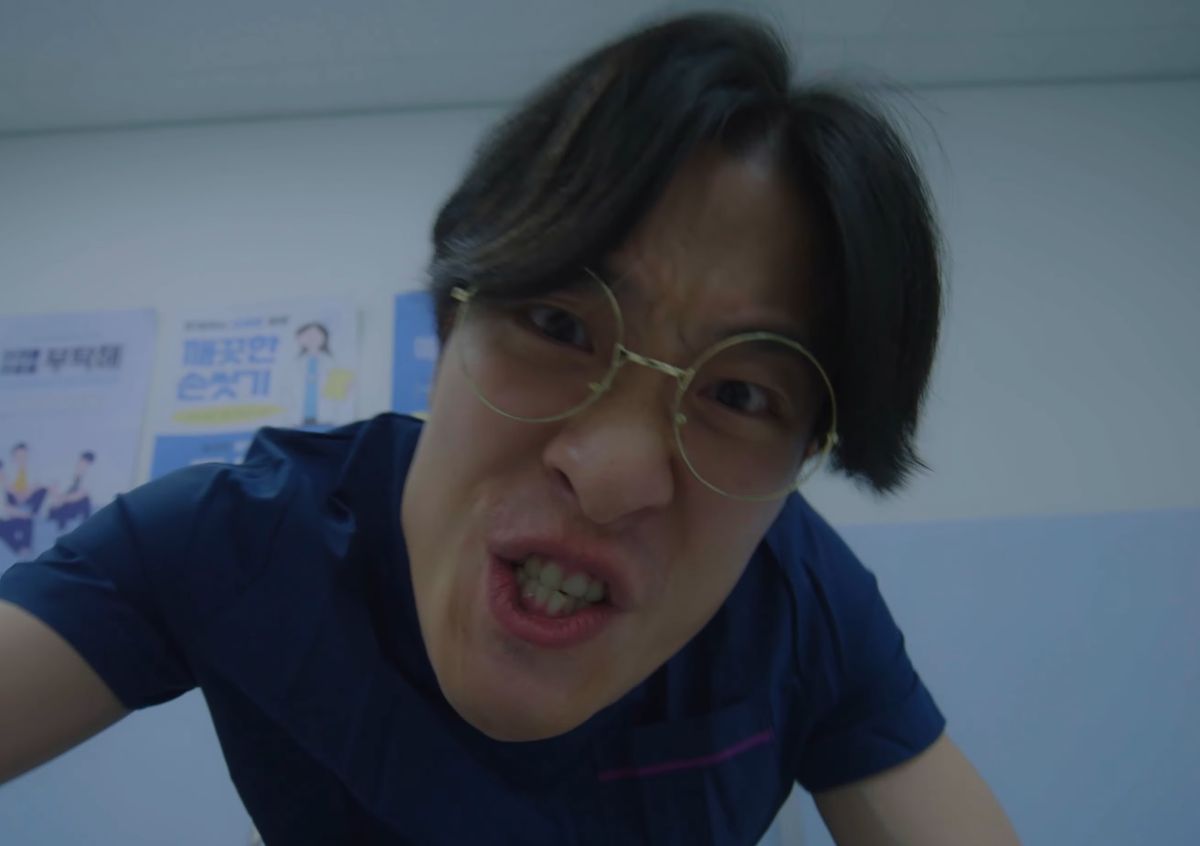 チェ・インヒョク サムネイル画像