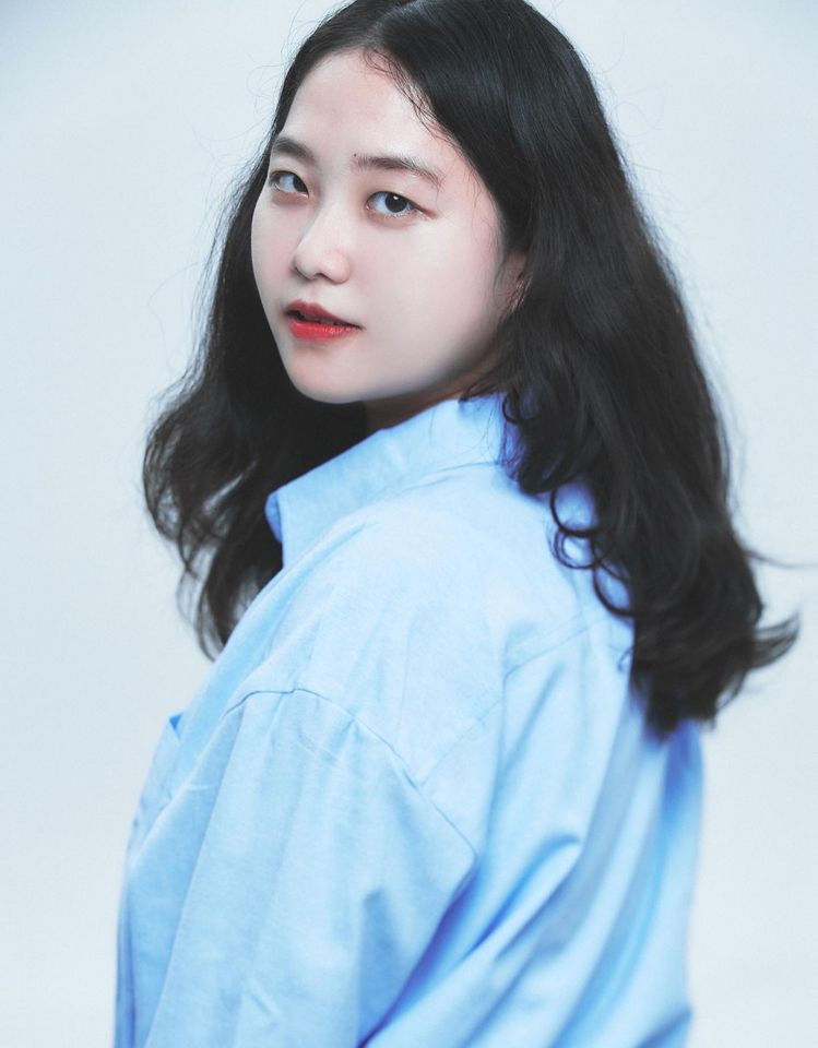 Go Ah-ra Thumbnail image