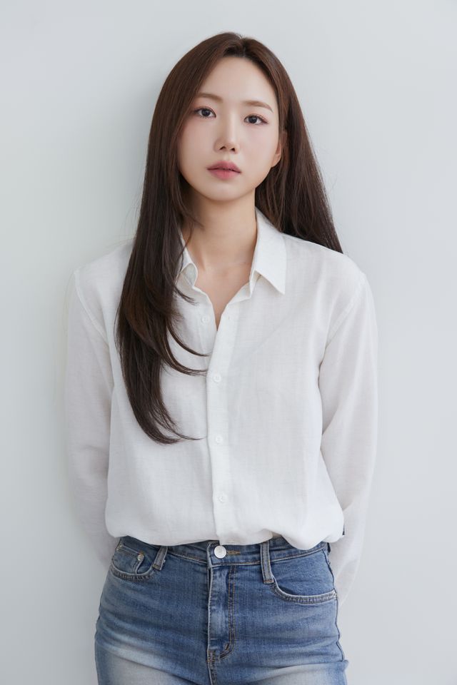 Kim Hye-ji Thumbnail image