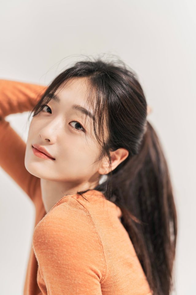 Han Chaerin Ảnh thu nhỏ