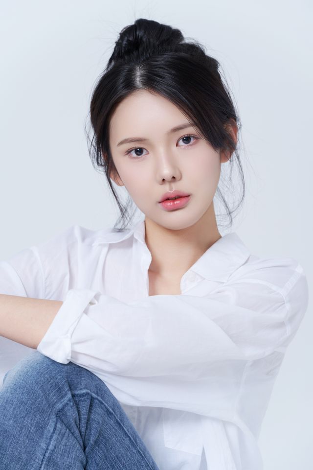 Cha Ji-yeon Ảnh thu nhỏ