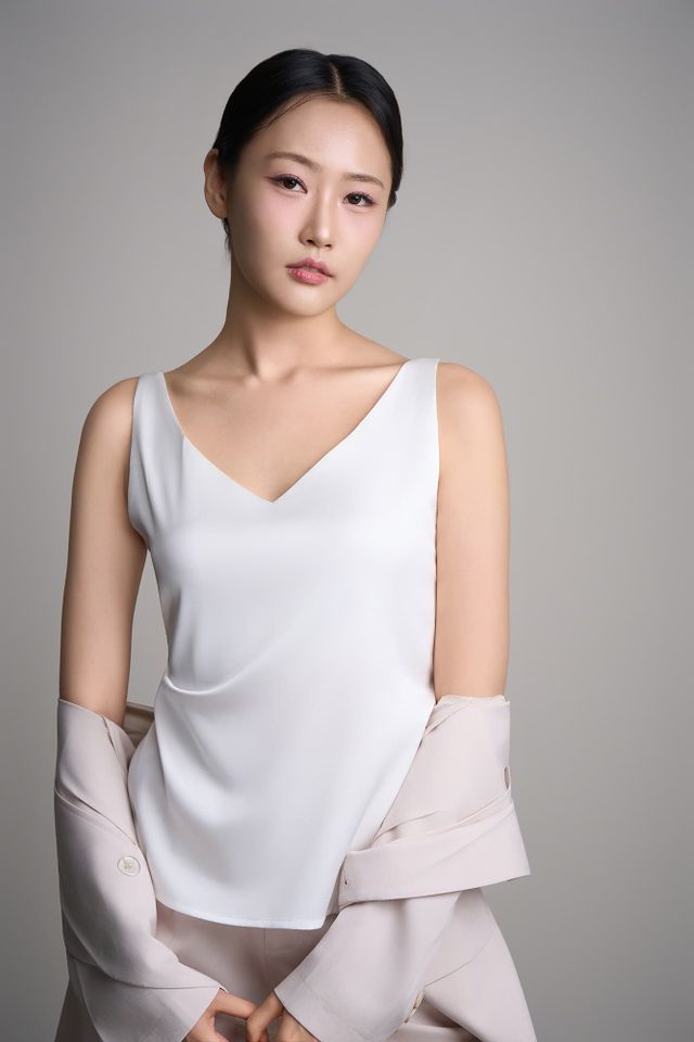 チェ・ユンヒ サムネイル画像