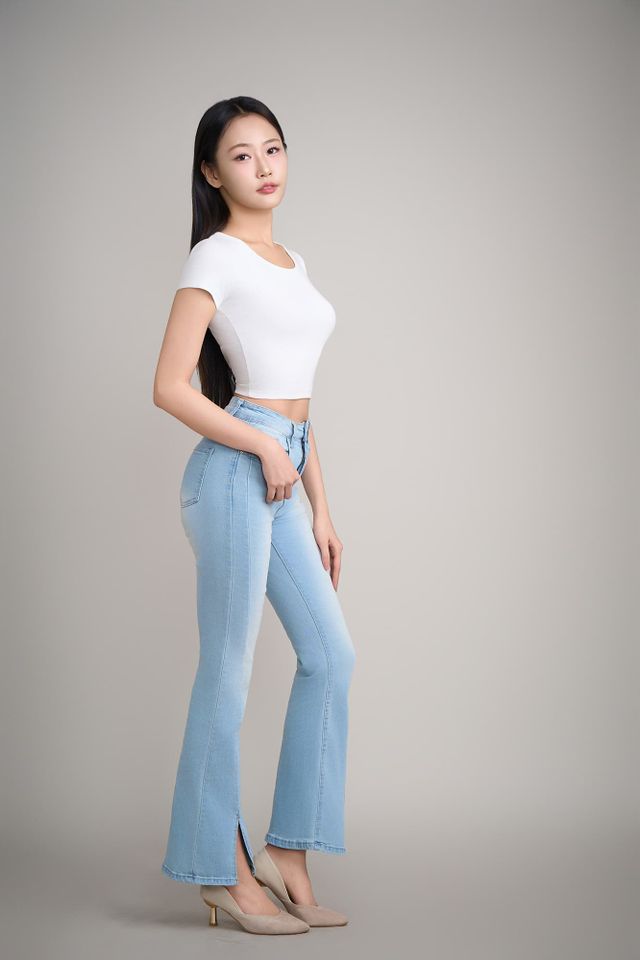 チェ・ユンヒ サムネイル画像