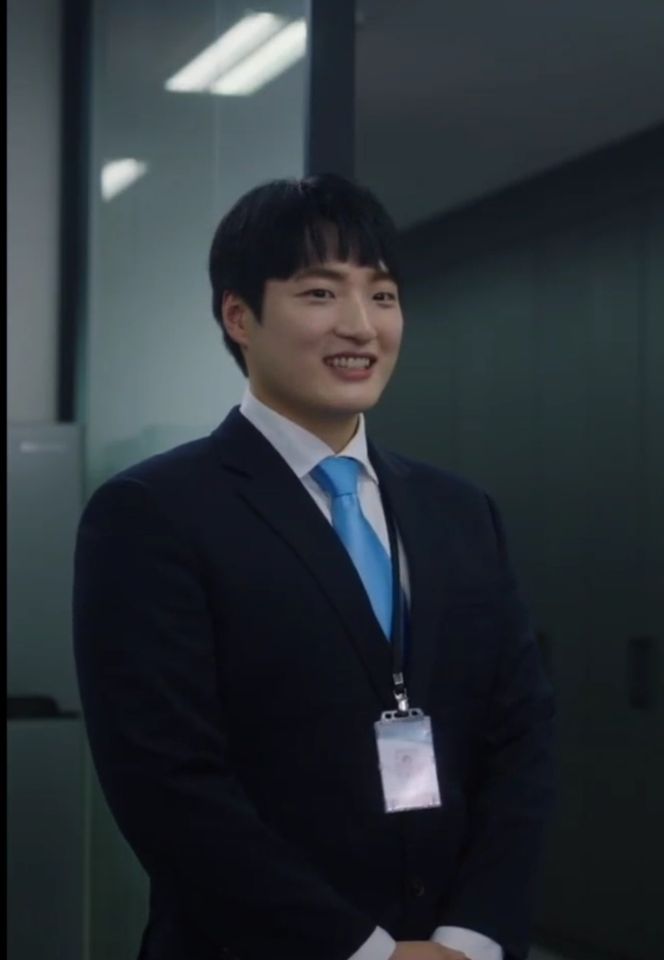 キム・ミニョン サムネイル画像