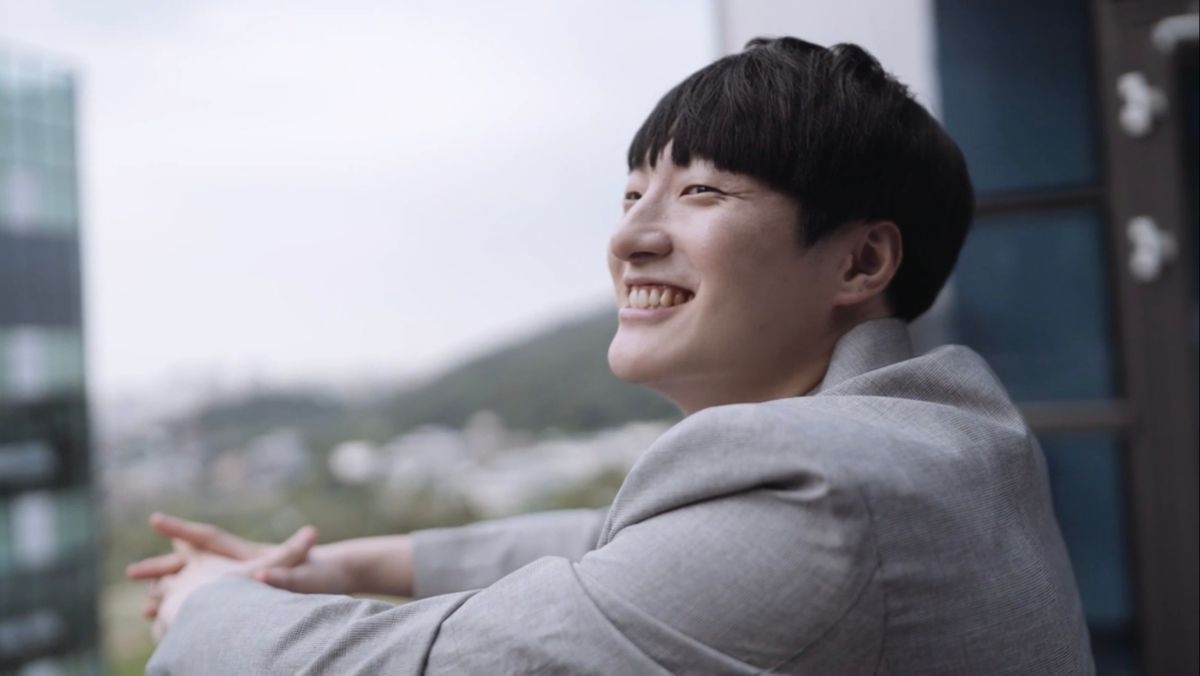 キム・ミニョン サムネイル画像