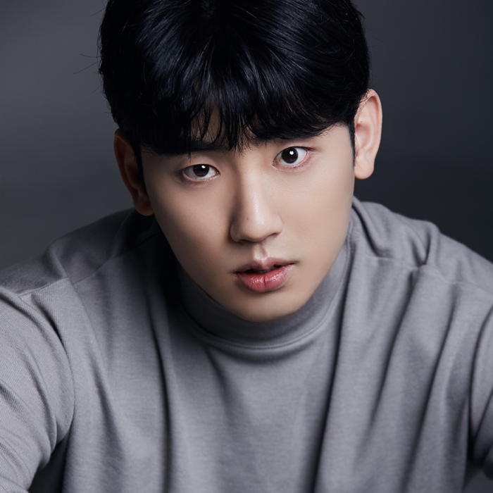 คิม ชินโฮ ภาพขนาดย่อ