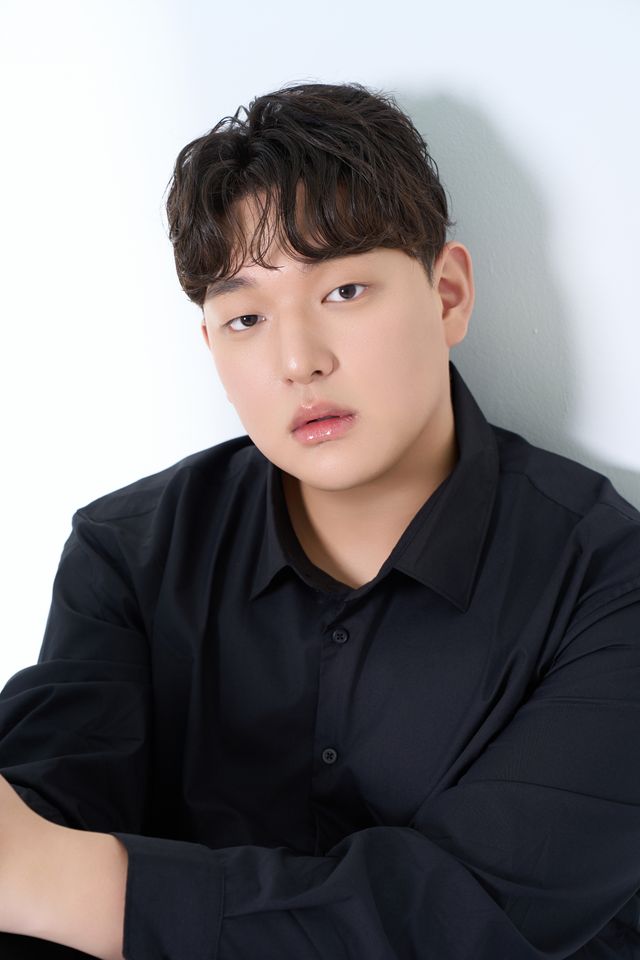 신재용 썸네일 이미지